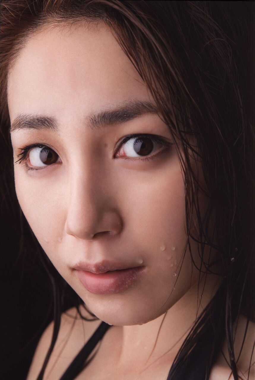 【SEXY】【吉川友】谷間がセクシーがドアップグラビア