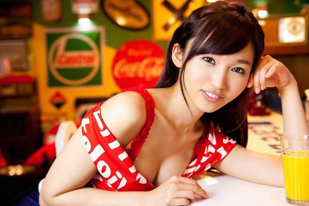 【セクシーボディ】【S級美少女】吉木りさエロす発動wwwwグラビア