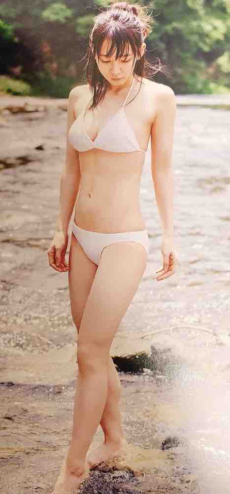 【S級美女】吉岡里帆　里帆採取　水着グラビア写真集画像まとめスリーサイズ
