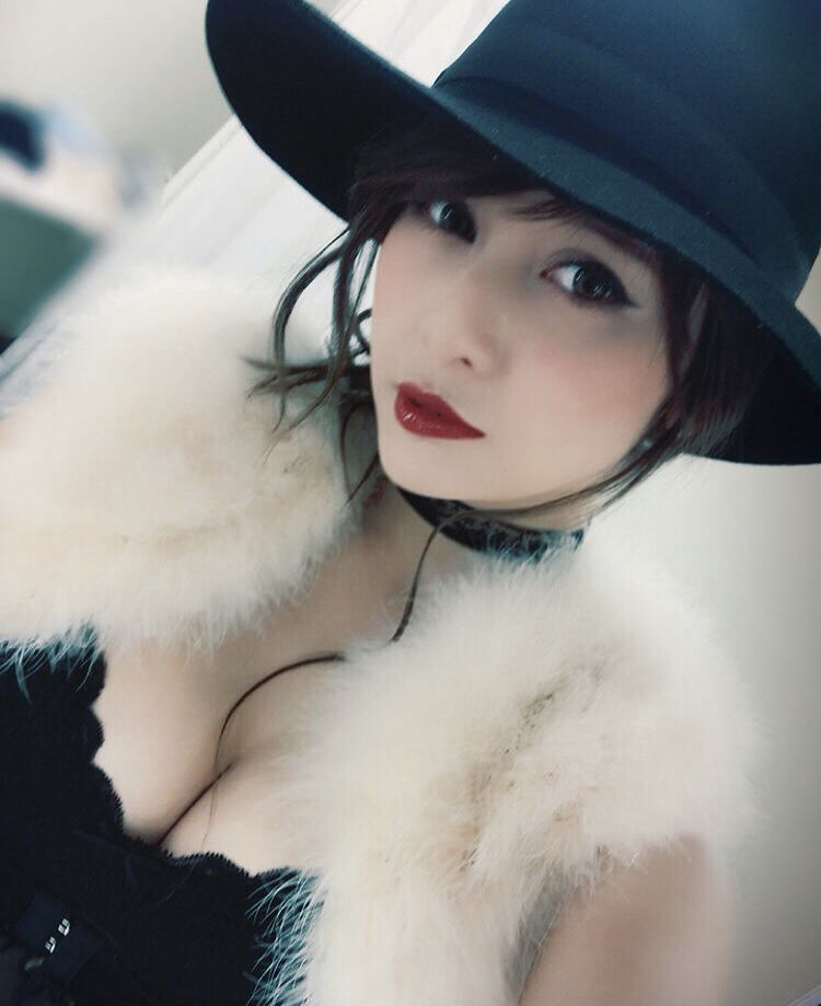 【美少女】SSS級美女・アンジェラ芽衣の水着画像70枚【ビキニ姿が可愛すぎてやばいです！】