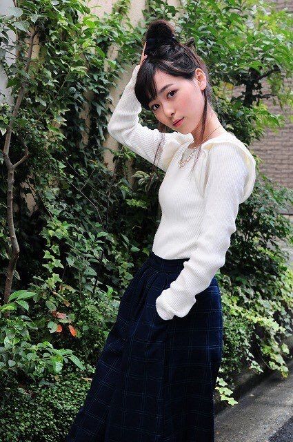 【極上ボディ】S級美少女・福原遥小さい頃よりもっと可愛いくなってるwww