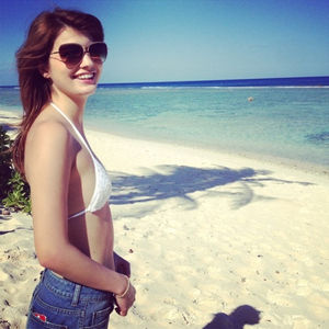 【美ボディ】マギーのセクシービキニ水着画像まとめ【76枚】