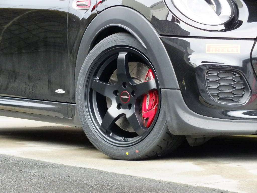 MINI F56 JCW × NM Engineering RSe05 + DEREZZA Z3 : イシカワ