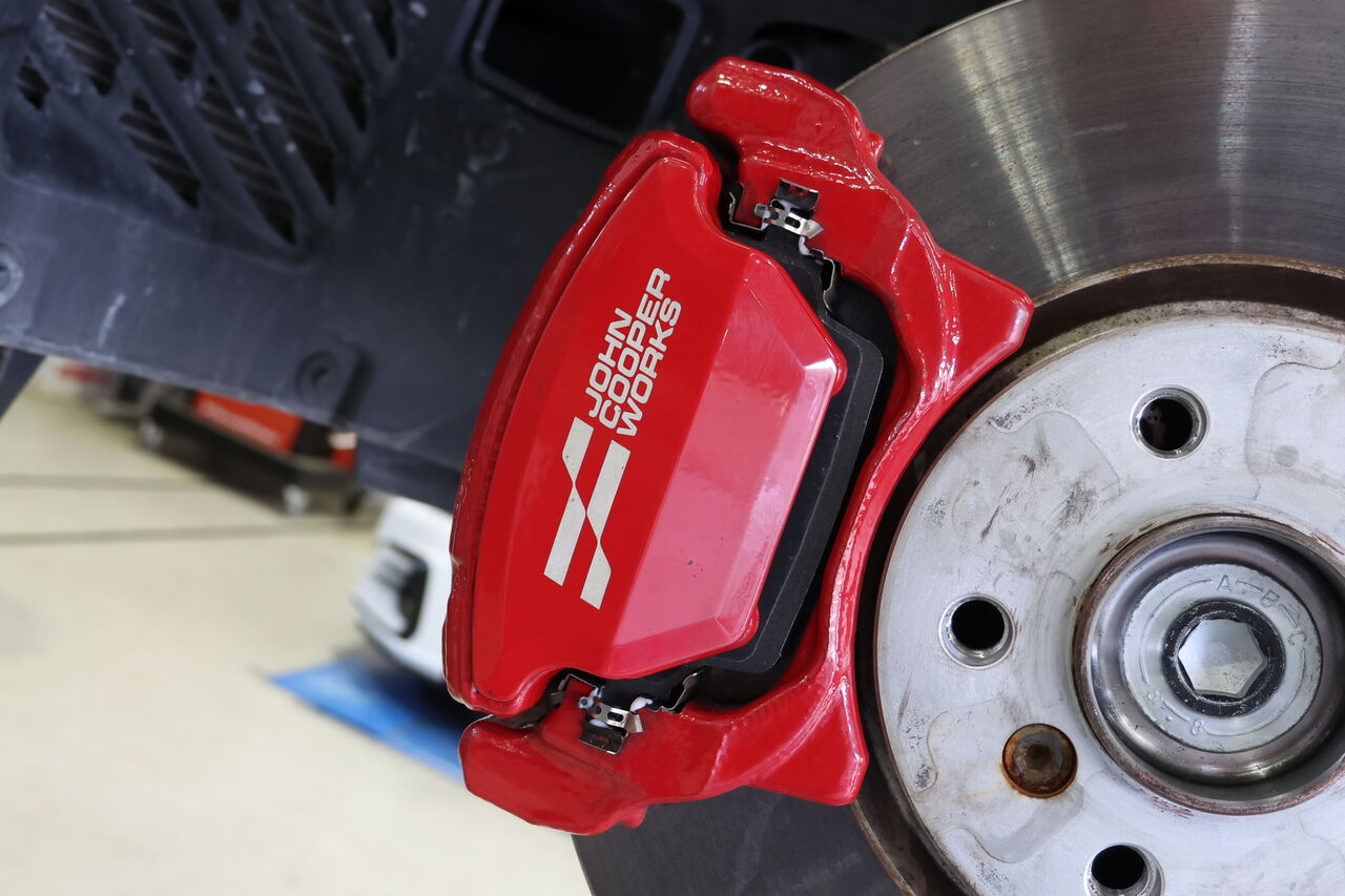 MINI F66 JCW × iSWEEP Brake Pad IS1500 : イシカワエンジニアリング