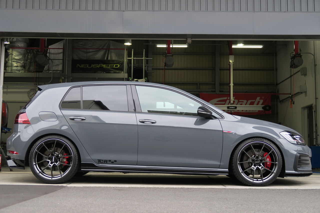 VW GOLF7.5 GTI TCR × VOLK RACING G025 + PS4 : イシカワ VW GOLF7.5 GTI TCR × VOLK RACING G025 + PS4 : イシカワ