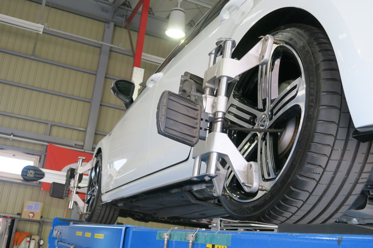 イシカワエンジニアリング スタッフブログ:VW GOLF7.5 R × iSWEEP Upgrade Spring