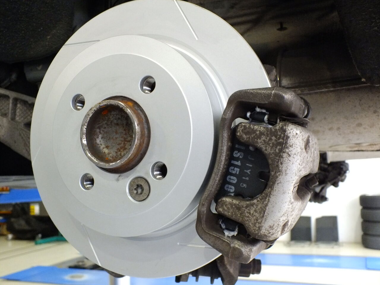 Mini R55 Coopers 前後ブレーキローター交換 イシカワエンジニアリング スタッフブログ