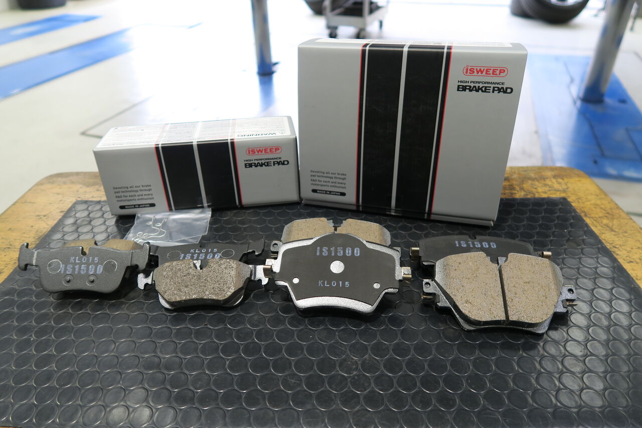 MINI F60 Cooper SD ALL4 LCI × iSWEEP BRAKE PAD IS1500 : イシカワ