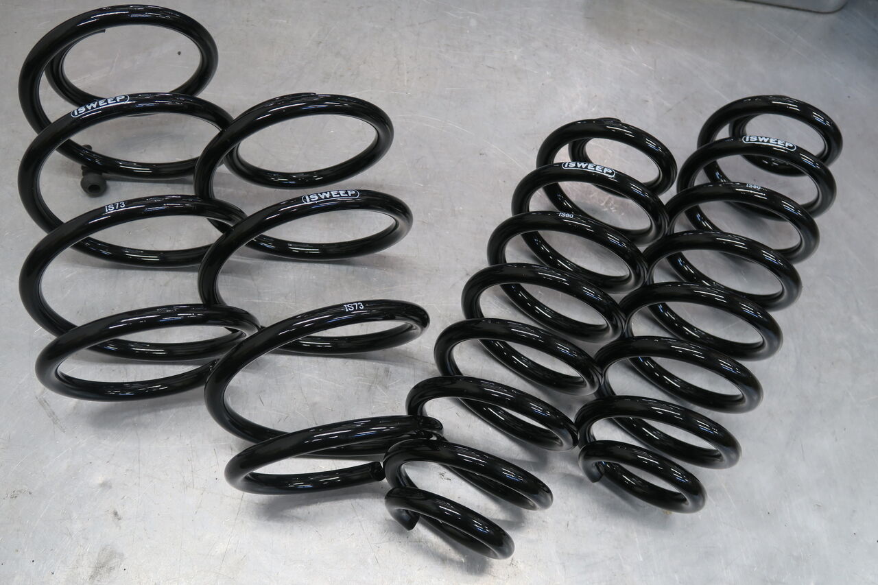 VW GOLF7 Variant R × iSWEEP Upgrade Spring : イシカワ