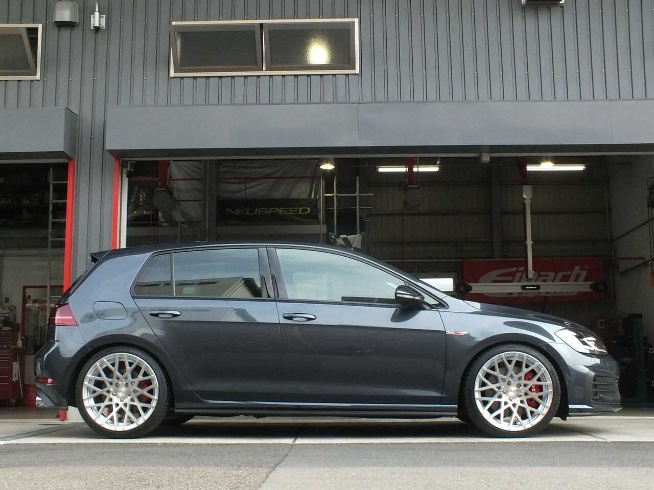 VW GOLF7.5 GTI Performance × rotiform BLQ + NEUSPEED Sport