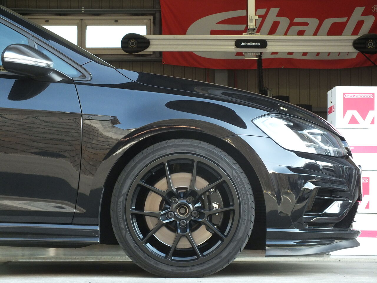 VW GOLF7.5 R × iSWEEP Center Straight Exhaust Pipe + NEUSPEED