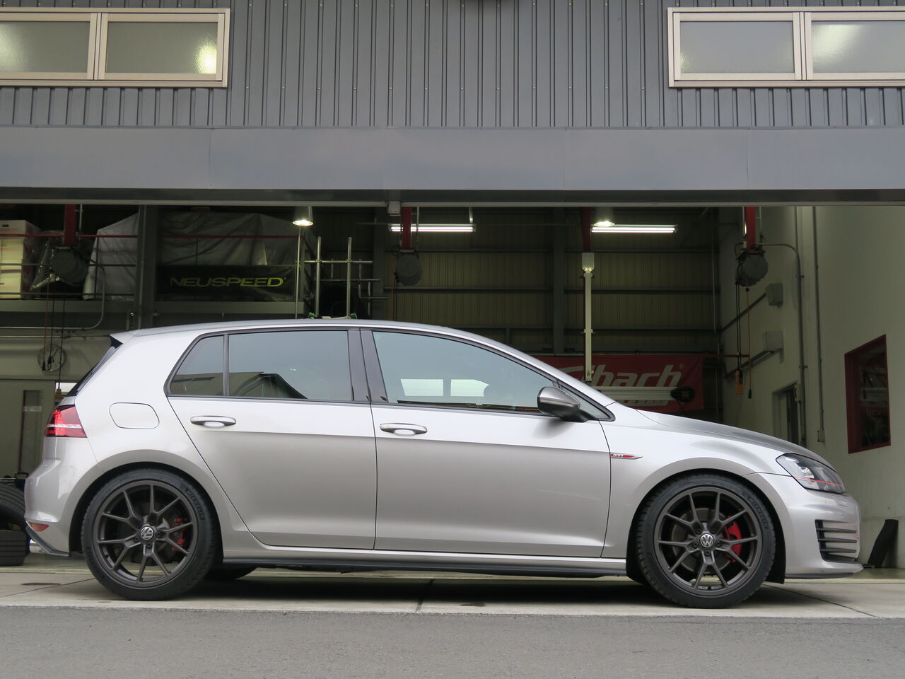 VW GOLF7 GTI × NEUSPEED RSe10 + NEUSPEED Sport Spring VW GOLF7 GTI × NEUSPEED RSe10 + NEUSPEED Sport Spring