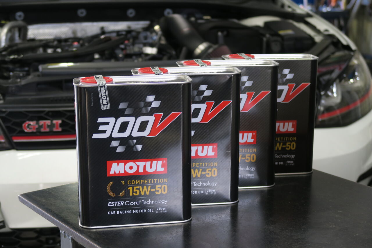  VW GOLF7 GTI Clubsport MOTUL 300V COMPETITION 