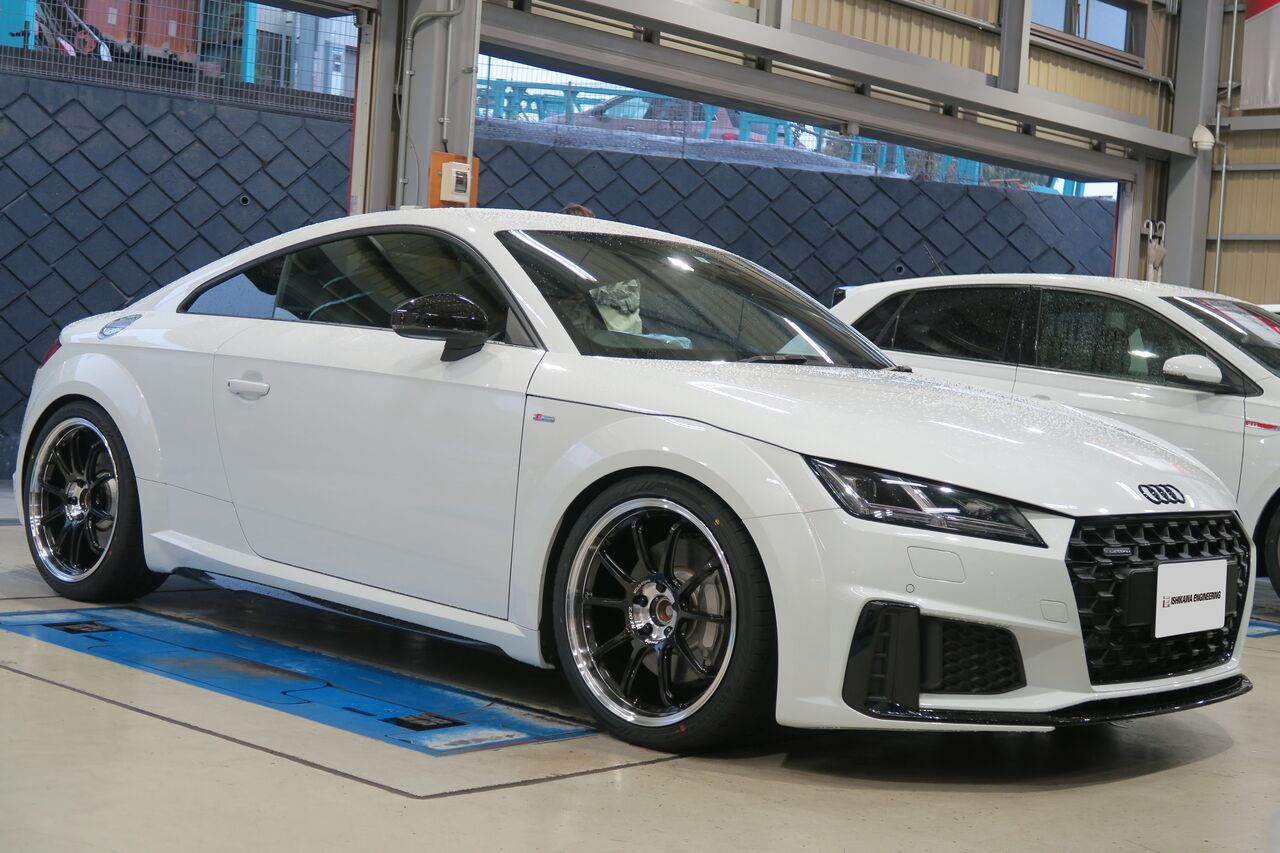 ダダさま専用　アウディホイール　その2 AUDI TT (8S) 45 TFSI Quattro × ADVAN RZ-DF2 : イシカワ