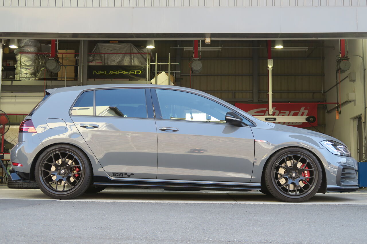 ゴルフ7 GTI用 NEUSPEED強化スタビライザー VW / フォルクスワーゲン純正 GTIリアスタビライザー のパーツ