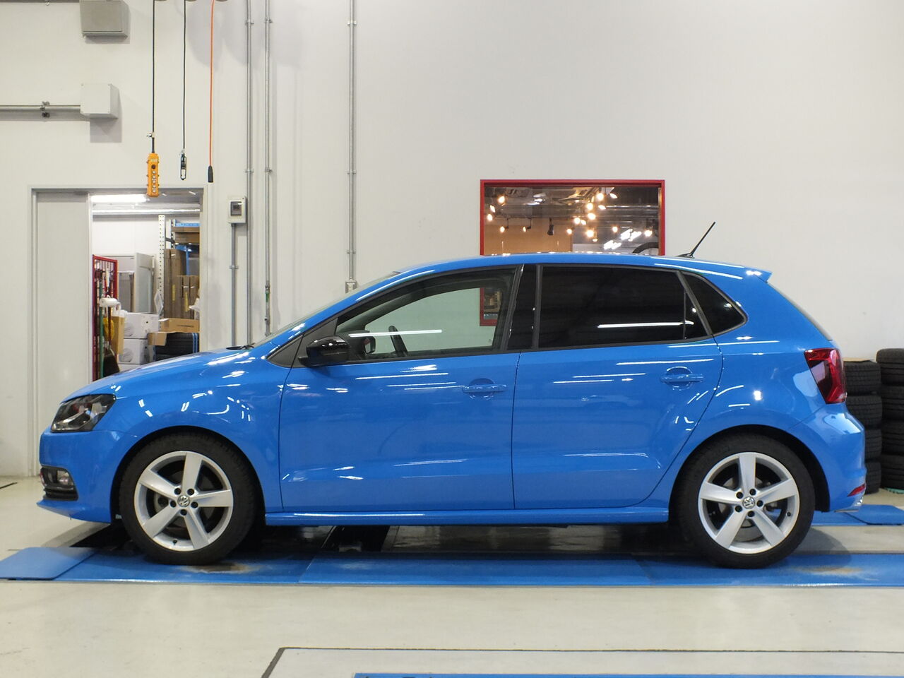 181121-6337 VW フォルクスワーゲン POLO ポロ 9N 9NBKY ダイナモ オルタネーター (A) Volkswagen Polo キーリング VWキーホルダー マニアックス公式通販