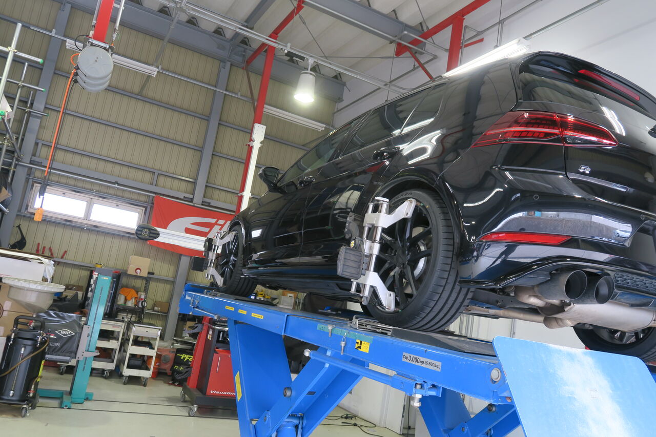 イシカワエンジニアリング スタッフブログ:VW GOLF7.5 R × BILSTEIN B6 + iSWEEP Upgrade Spring