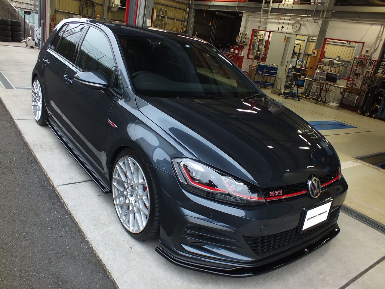 VW GOLF7.5 GTI Performance × MAXTON Body Parts : イシカワ