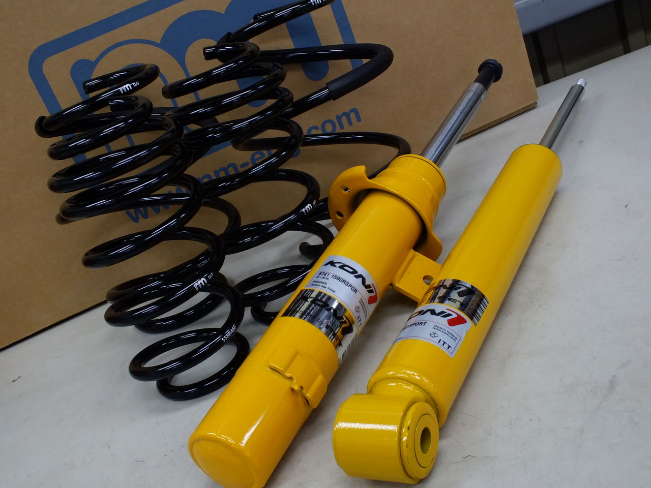 クリアランスセール Koni イスト 4wd除く Koni Sport ショックアブソーバー １本 リア 春物がお買い得 週末限定sale Antofagastaen100palabras Cl