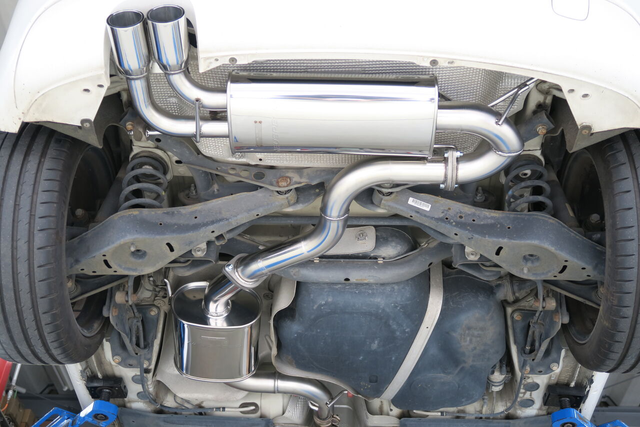 ゴルフ5 GTI NEUSPEED マフラー VW GOLF5 GTI × NEUSPEED Cat-Back Exhaust System : イシカワ