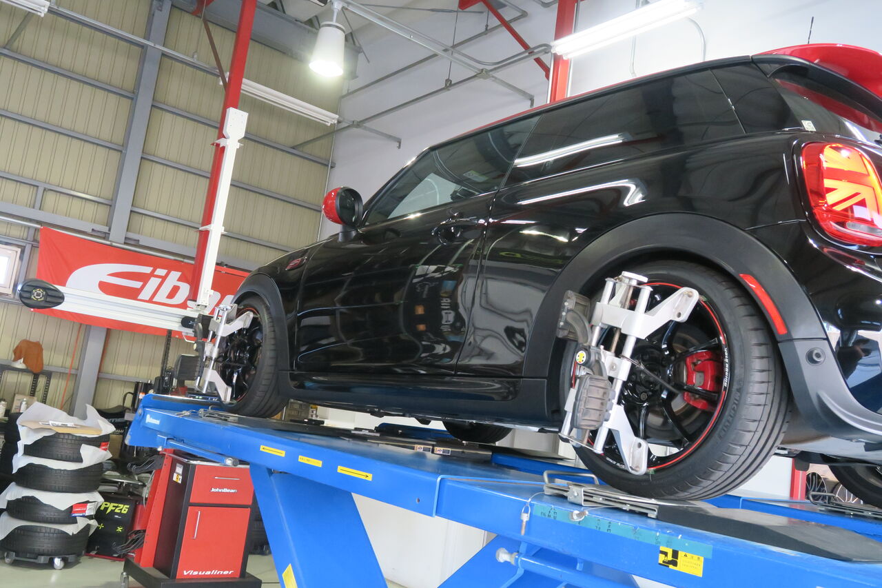 MINI F56 JCW × NM Engineering Sway-Bar Link & 4輪アライメント調整