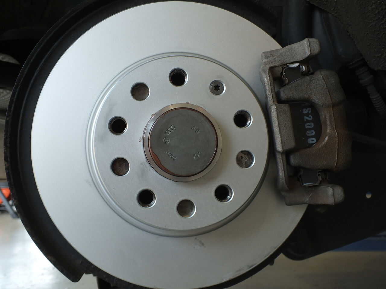 Vw Golf6 Gti Isweep Brake Pad Dixcel Brake Rotor イシカワエンジニアリング スタッフブログ Vw Golf6 Gti Isweep Brake Pad Dixcel Brake Rotor イシカワエンジニアリング スタッフブログ