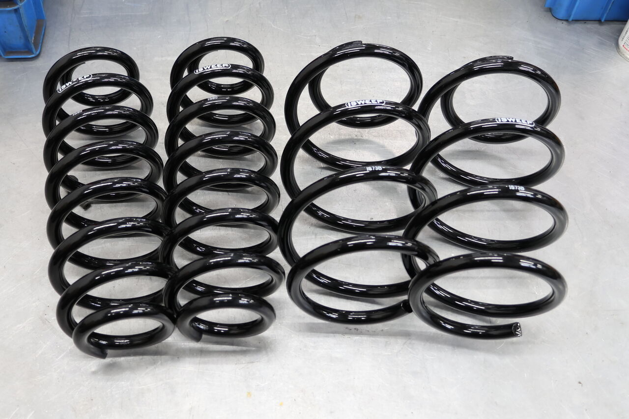 VW GOLF8 Variant R × iSWEEP Upgrade Spring + POWER BRACE