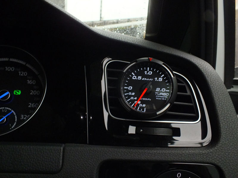 GOLF7 R × Defi Racer Gauge : イシカワエンジニアリング スタッフブログ