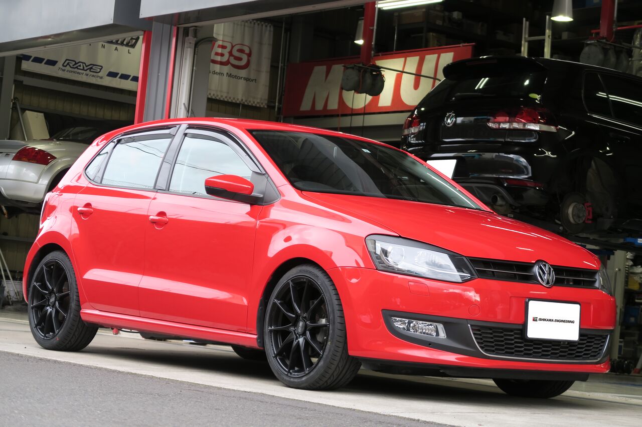 Volkswagenポロ6R 純正鉄ホイール＆カバー2本組セット(その1)赤色〇 Volkswagenポロ6R 純正鉄ホイール＆カバー2本組セット(その1