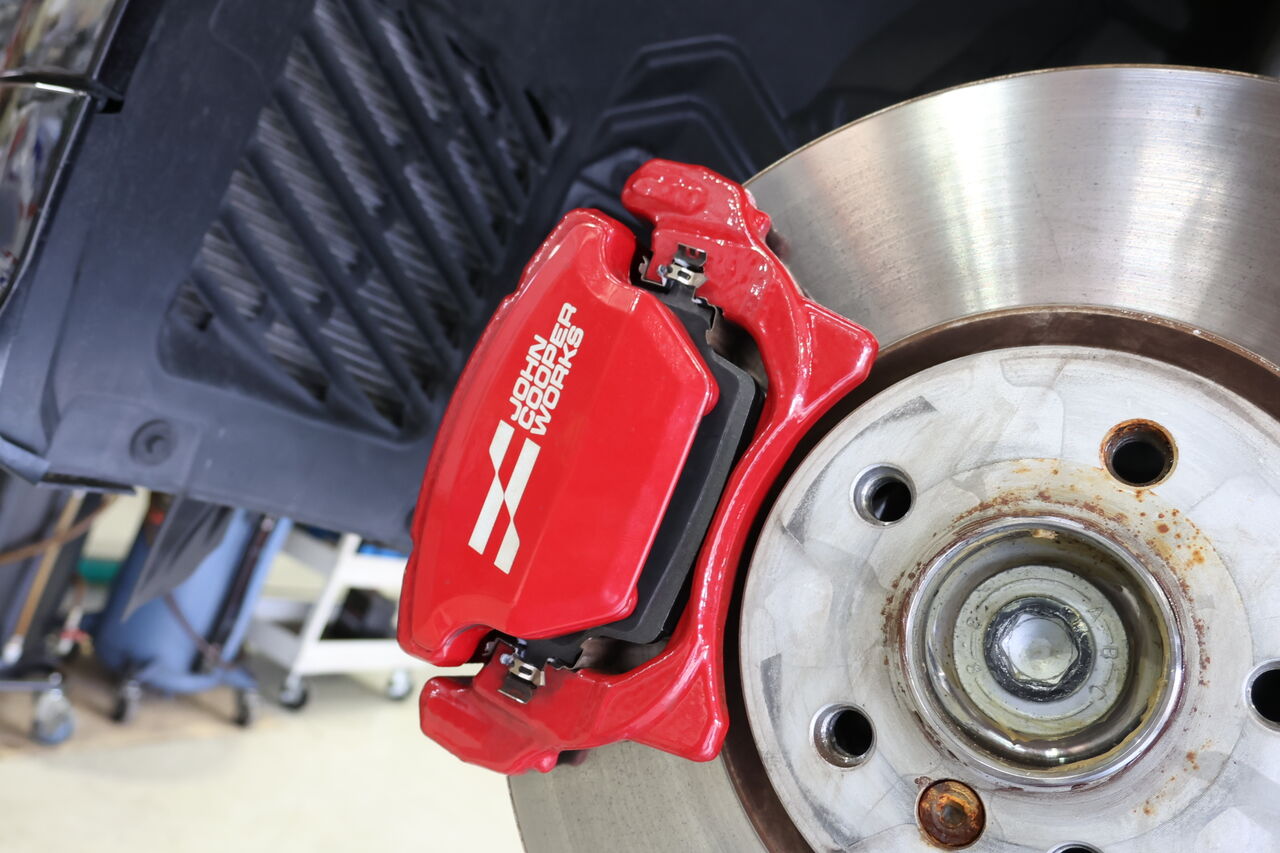 MINI F66 JCW × iSWEEP Brake Pad IS1500 : イシカワエンジニアリング