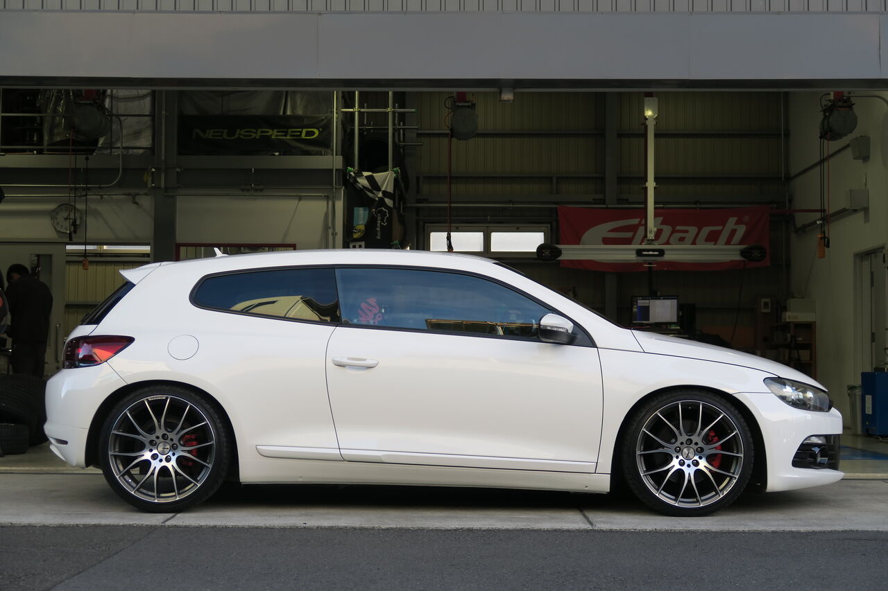 VW SCIROCCO TSI × ST 車高調整式サスペンション X : イシカワ 
