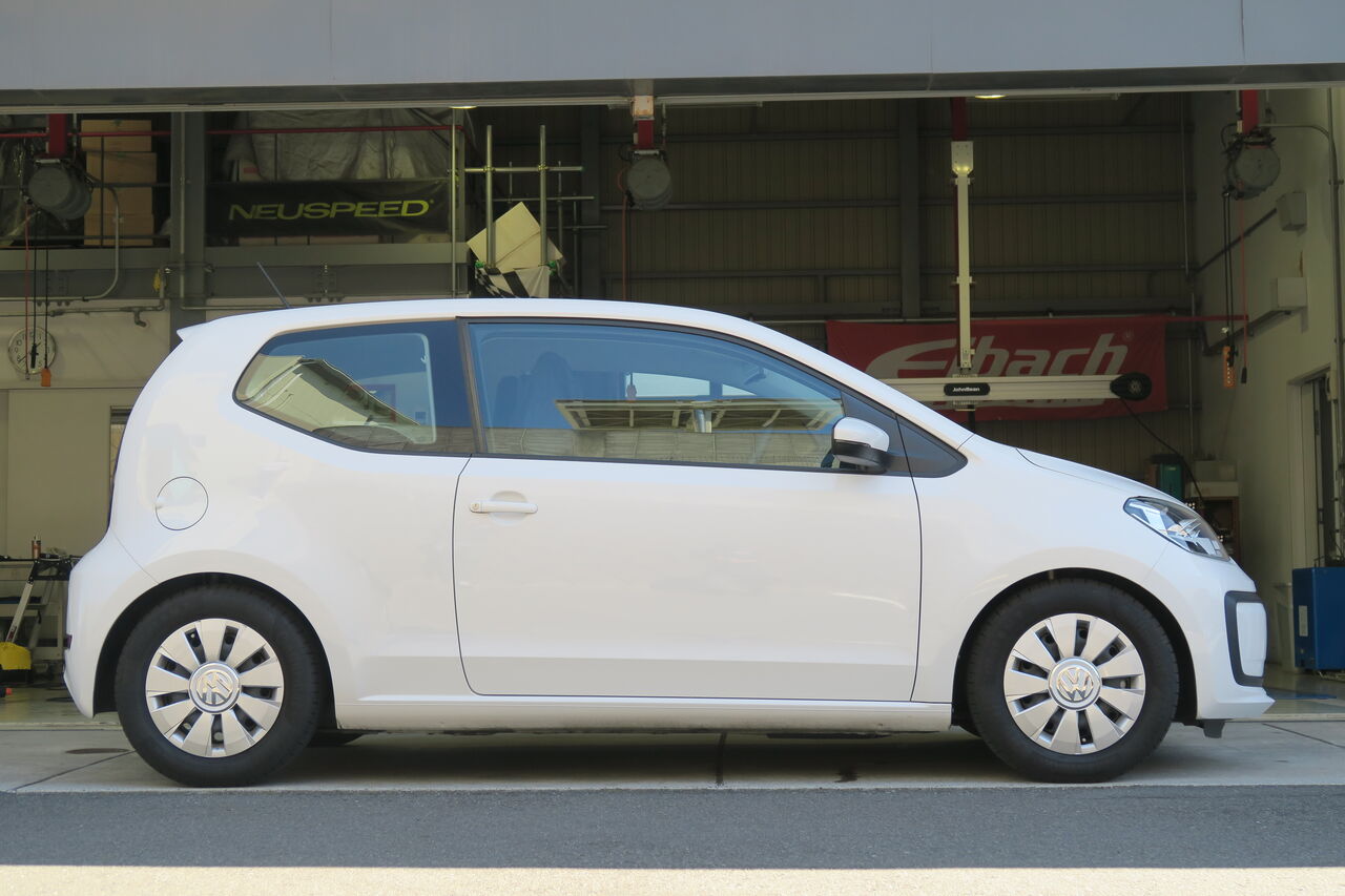 VW up! × ST車高調 X : イシカワエンジニアリング スタッフブログ