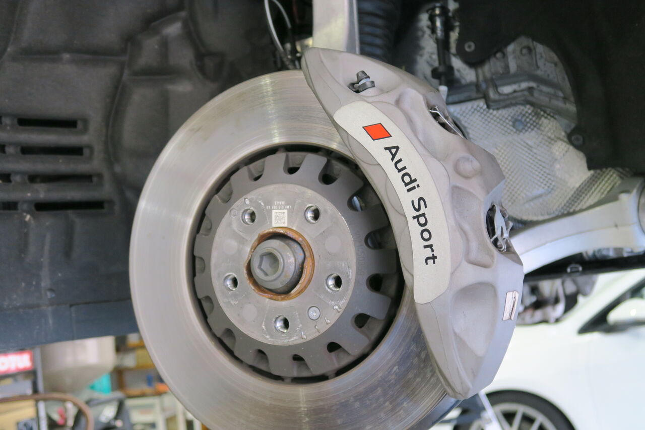 AUDI Q7 (4M) 55 TFSI Quattro × iSWEEP Brake Pad IS1500 : イシカワ 