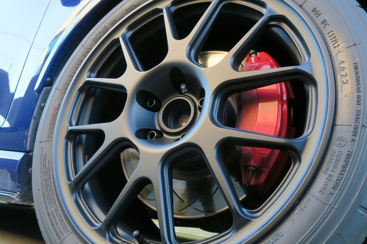 VW GOLF7.5 R × iSWEEP Competition Wheel CP12 : イシカワ VW GOLF7.5 R × iSWEEP Competition Wheel CP12 : イシカワ