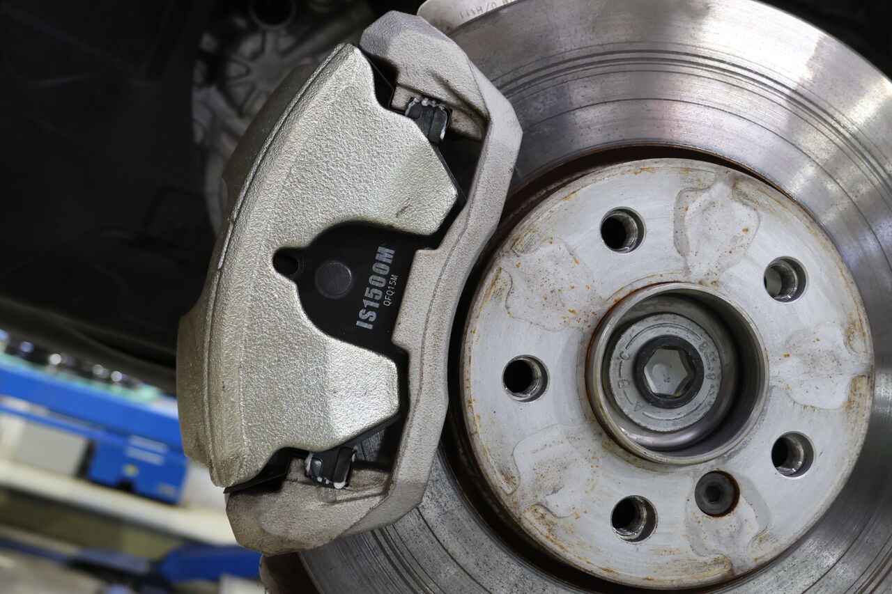 MINI　F65対応　ブレーキパッド イシカワエンジニアリングIS1500-F MINI F65 Cooper C × iSWEEP Brake Pad IS1500 : イシカワ