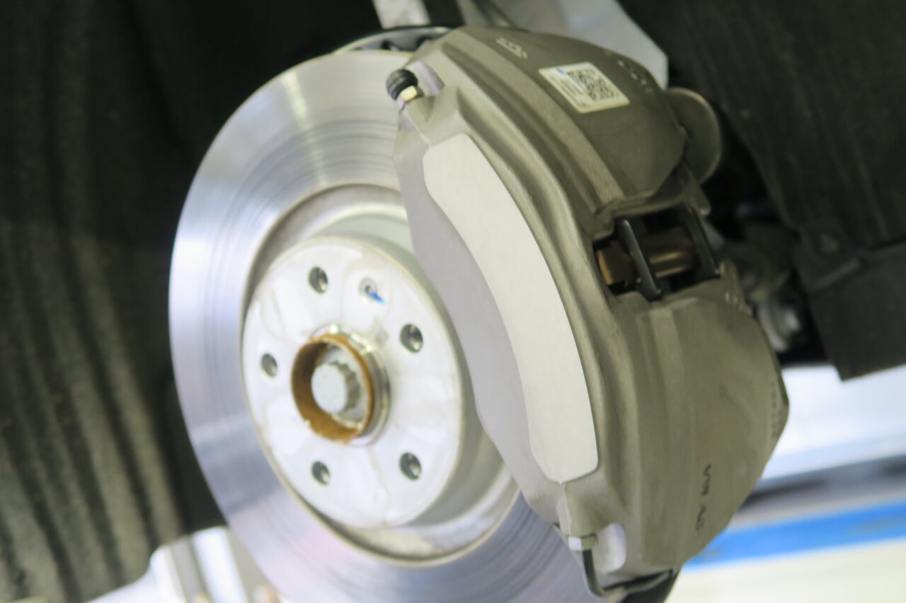 AUDI TT (8S) 45 TFSI Quattro × iSWEEP Brake Pad IS1500 : イシカワ