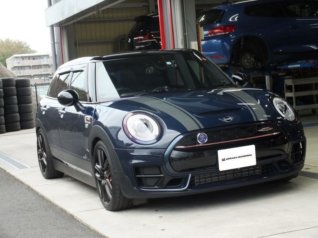 MINI F54 JCW ホイールスペーサーでワイドトレッド化！ : イシカワ ...