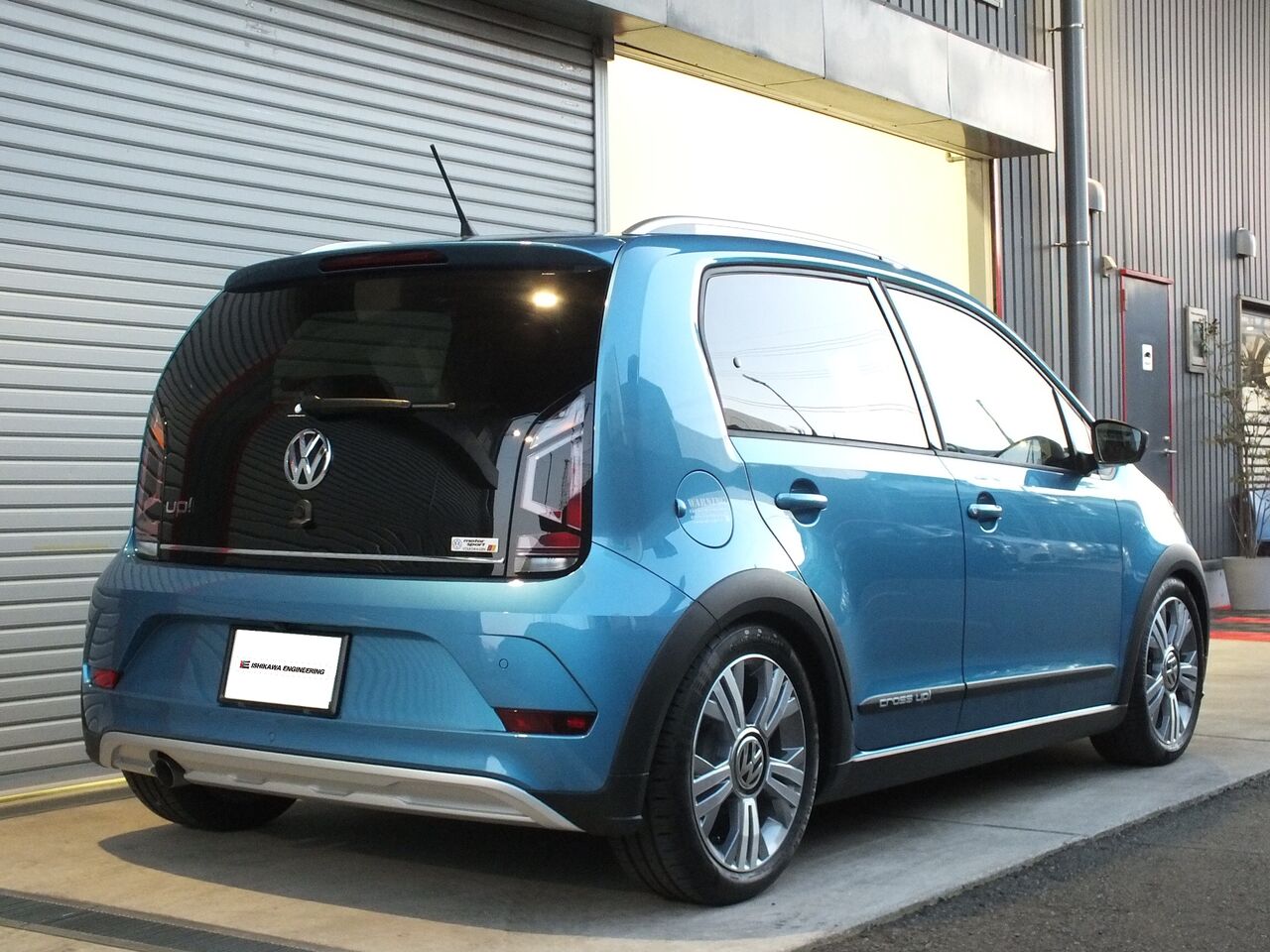VW CROSS UP! 1.0 TSI × KW Version-1取付 + アライメント調整 VW CROSS UP! 1.0 TSI × KW Version-1取付 + アライメント調整