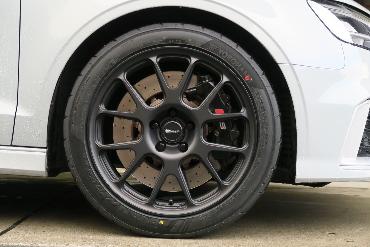 AUDI RS3 (8V) × iSWEEP Competition Wheel Program CP12 + ADVAN AD09