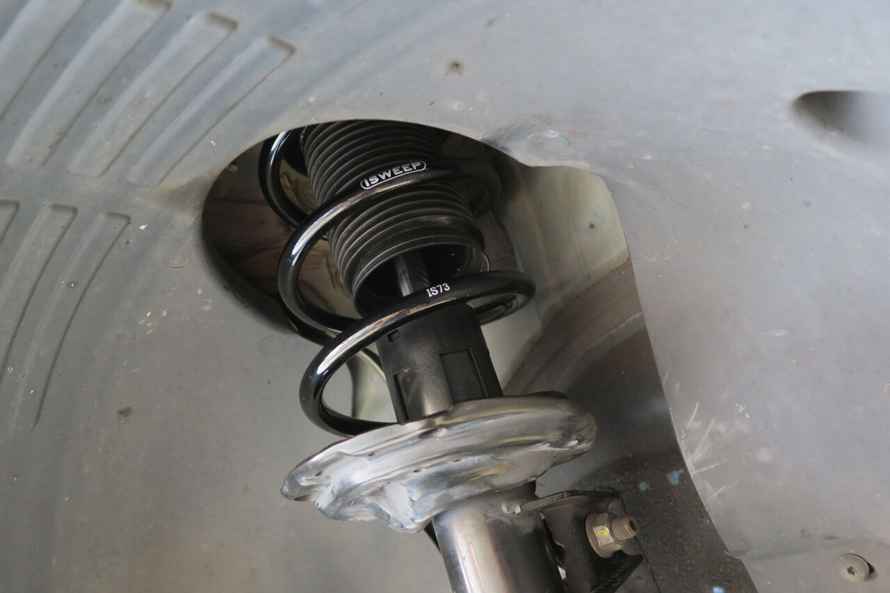 VW GOLF7 Variant R × iSWEEP Upgrade Spring : イシカワ
