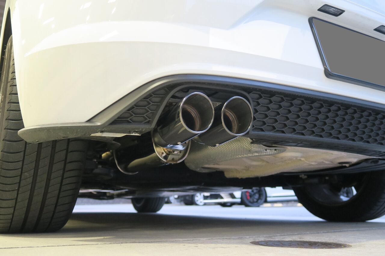 VW POLO(AW) GTI × マフラー交換 ＆ iSWEEP Power Brace