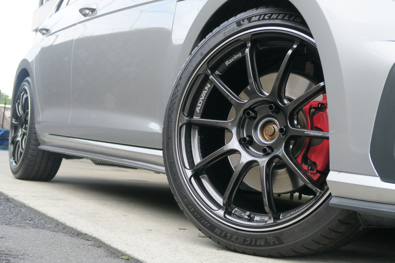 VW GOLF7.5 GTI × ADVAN Racing RSⅢ : イシカワ