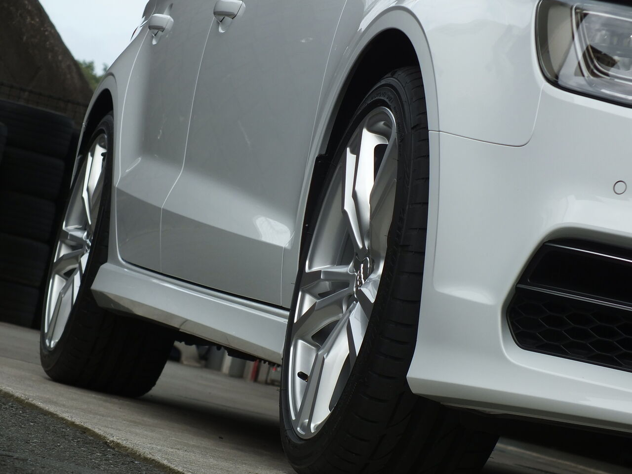 AUDI S3(8V) Sedan × iSWEEP Wheel Spacer 5mm : イシカワ AUDI S3(8V) Sedan × iSWEEP Wheel Spacer 5mm : イシカワ