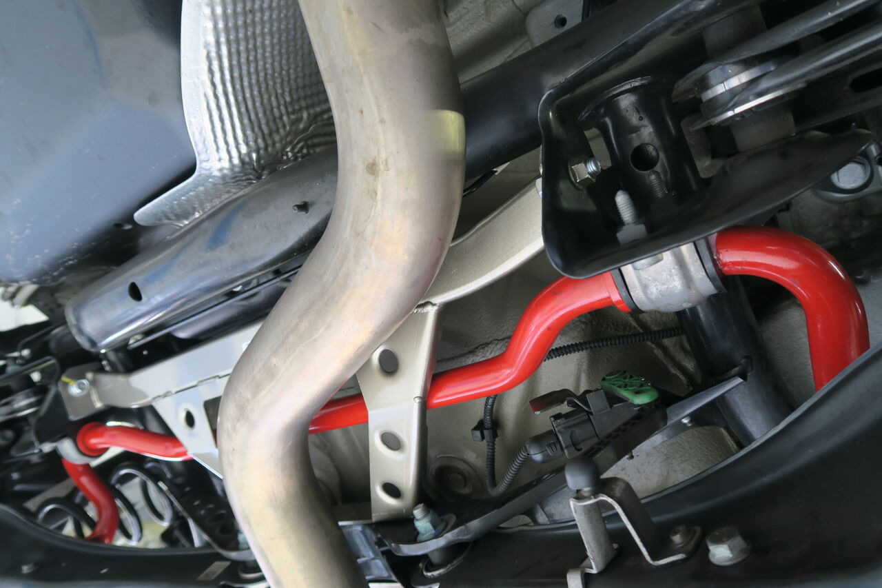 VW GOLF7.5 GTI TCR × iSWEEP Center Floor Power Brace＋Others
