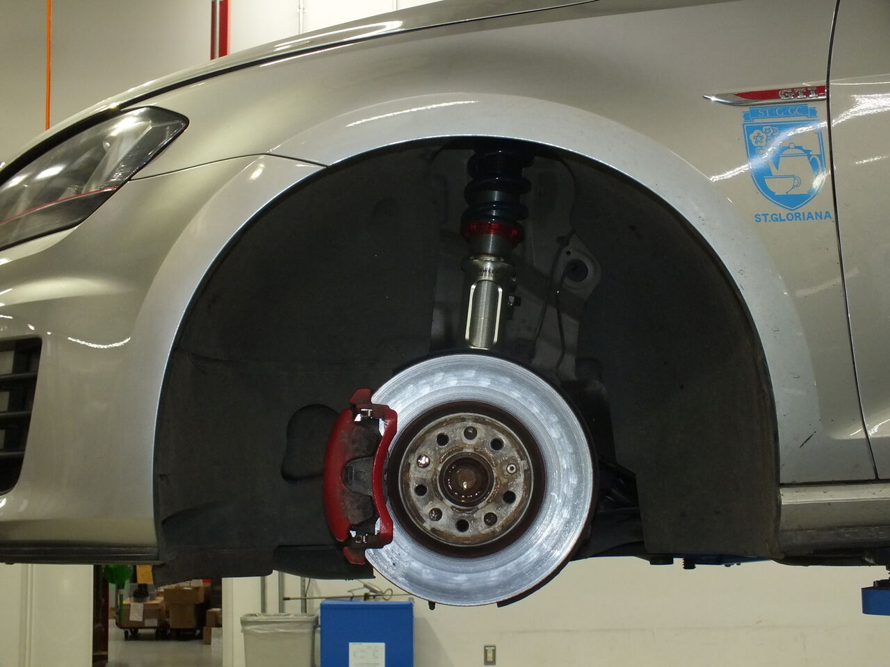 VW GOLF7 GTI × iSWEEP車高調整式サスペンション SPORT