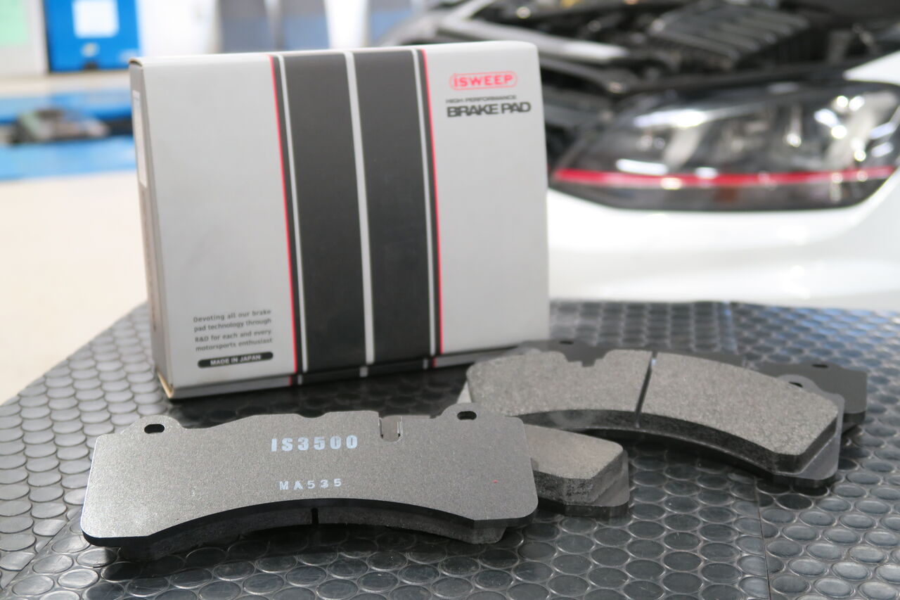 イシカワエンジニアリング スタッフブログ:VW GOLF7 GTI Clubsport × iSWEEP Brake Pad IS3500
