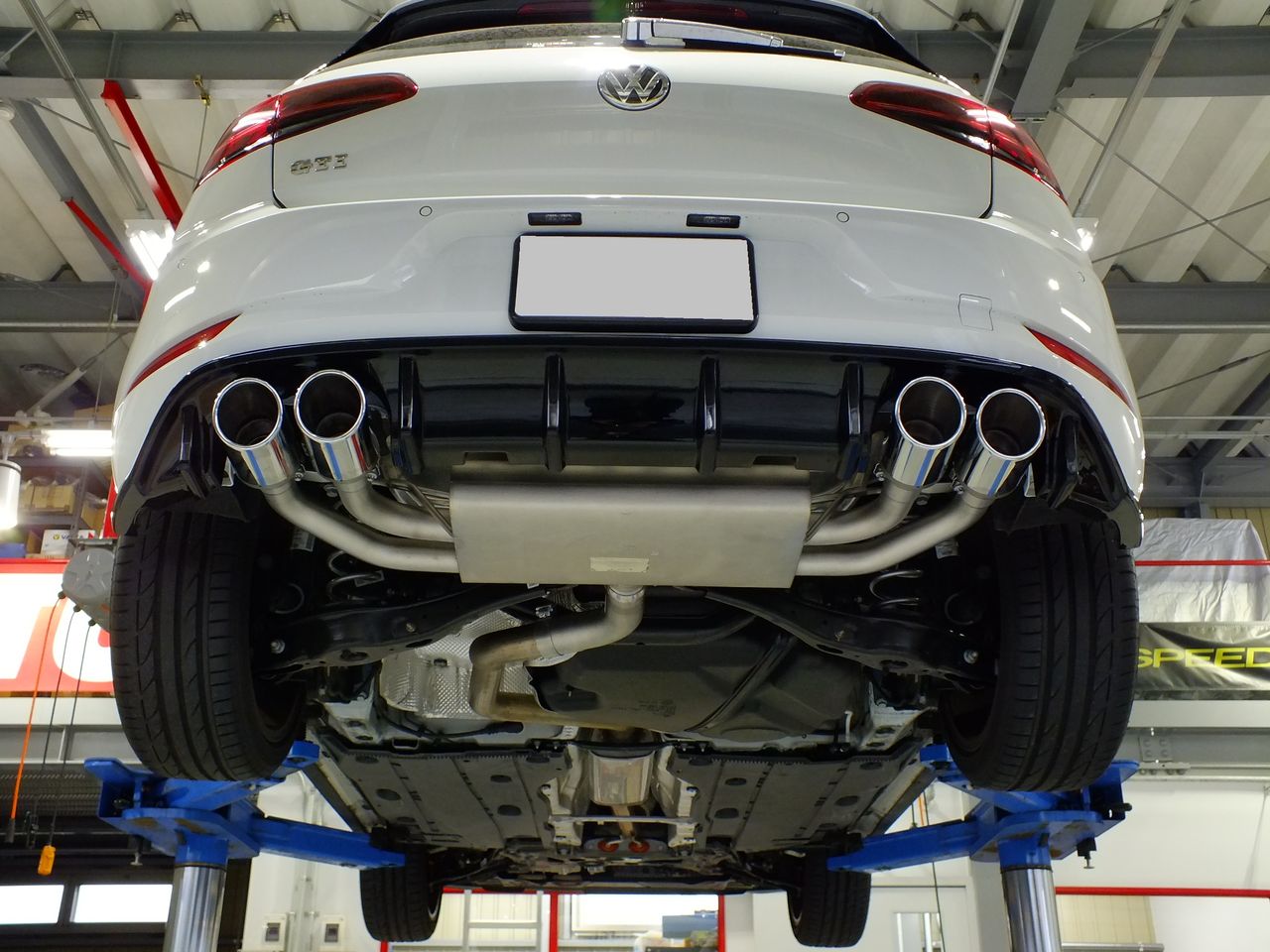 GOLF7.5 GTI × iSWEEP DTM Rear Diffuser & REMUS Exhaust System 