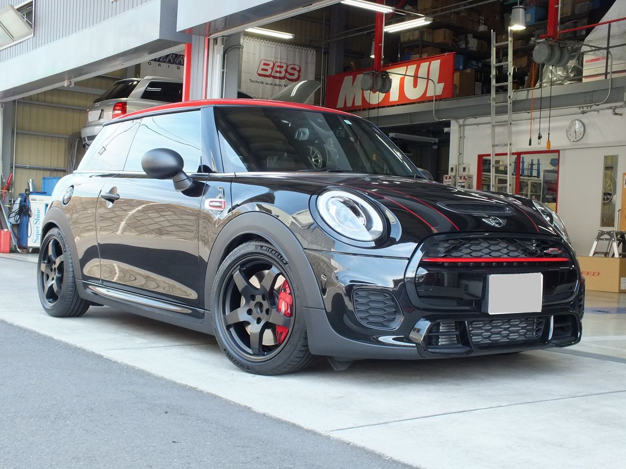 F56 JCW × NM Engineering RSe05 & PS4 : イシカワエンジニアリング 