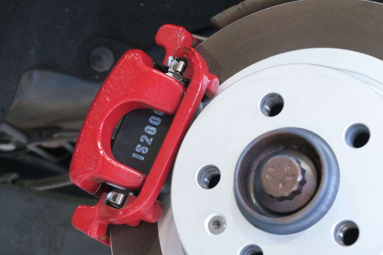 AUDI S1 (8X) 2.0 TFSI Quattro × iSWEEP Brake Pad IS2000 & DIXCEL