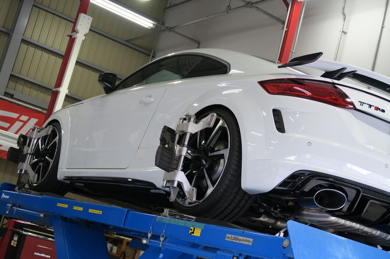 Audi TTRS(FV) isweep サスペンションCOMPETITION